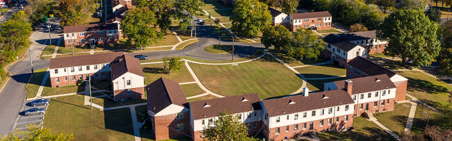 Building Photo - Park Towne Apartments