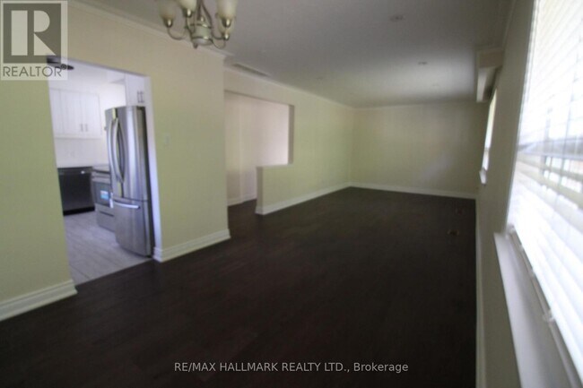Building Photo - 389 Allgood St