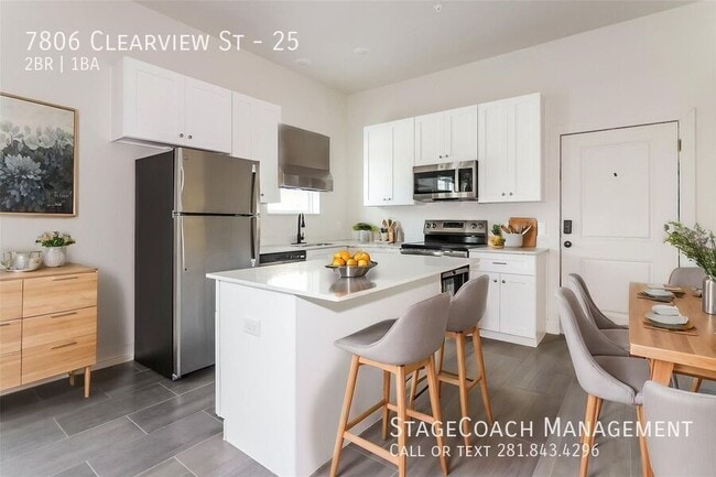 Building Photo - 7806 Clearview St