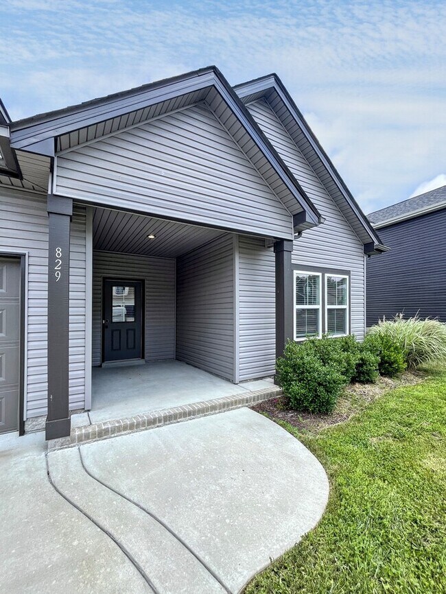 Building Photo - 829 Marksman Ct