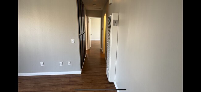 Building Photo - 32nd Street Apartments
