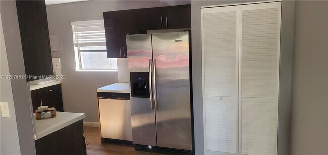Foto del edificio - 3500 SW 37th St   West Park Fl 33023