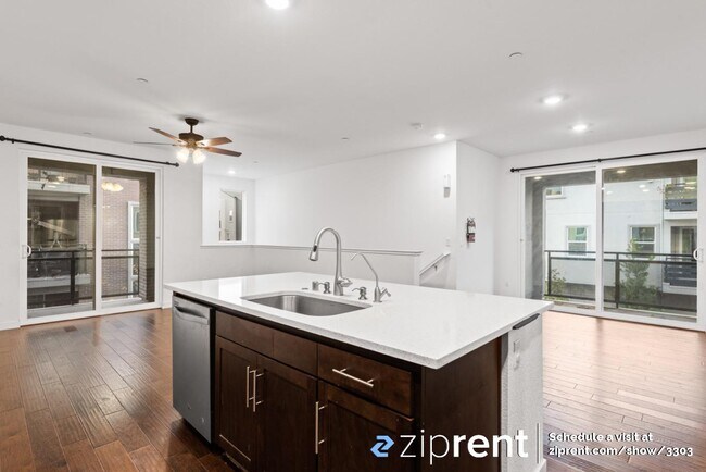 Building Photo - 1858 Slate Pl