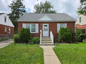 Building Photo - 310 Claremont Ave