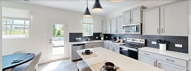 Foto del edificio - 4413 Wymore Wy
