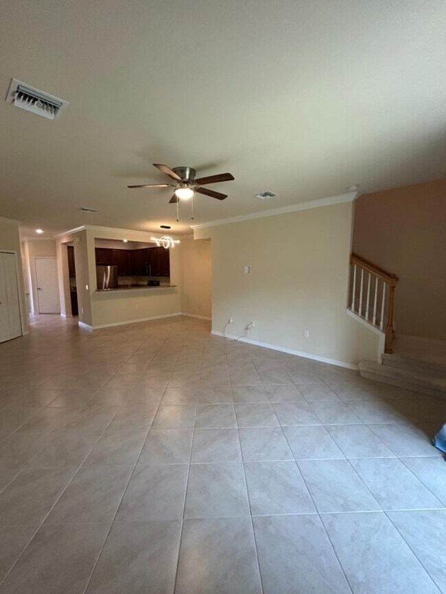 Foto del edificio - 7232 Ketch Pl