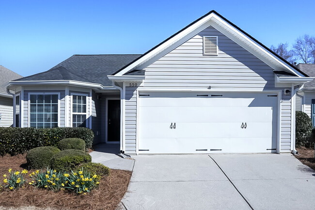 Building Photo - 550 Hill Crest Cir