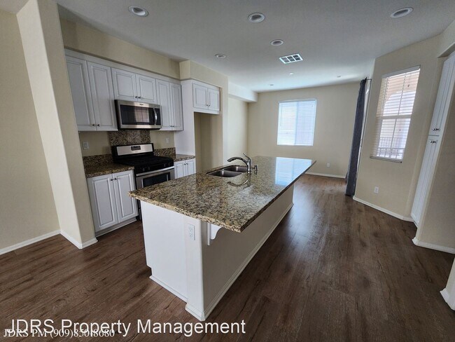 Foto del edificio - 3 br, 2.5 bath House - 140 Royal Way