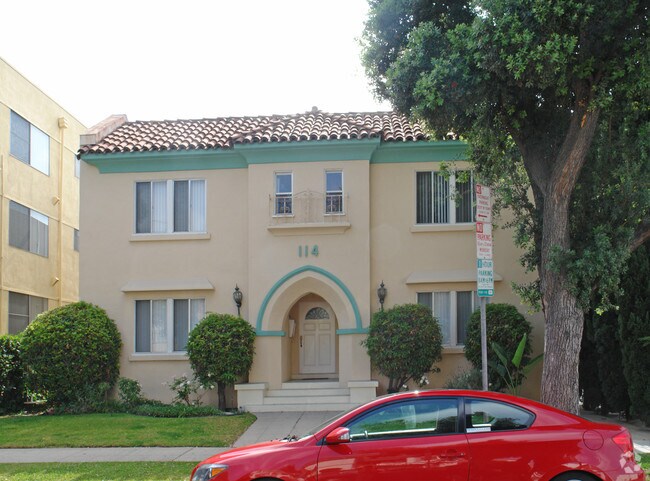 Foto del edificio - 114 N Clark Dr
