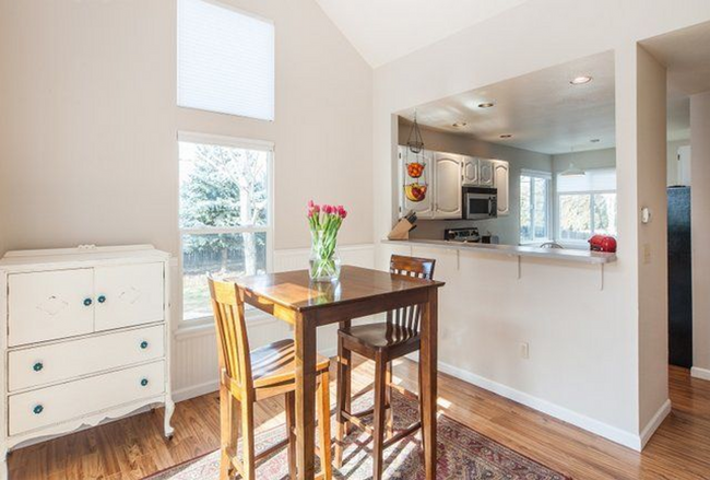Foto del edificio - Beautiful 3 Bedroom Home Near Downtown Lou...