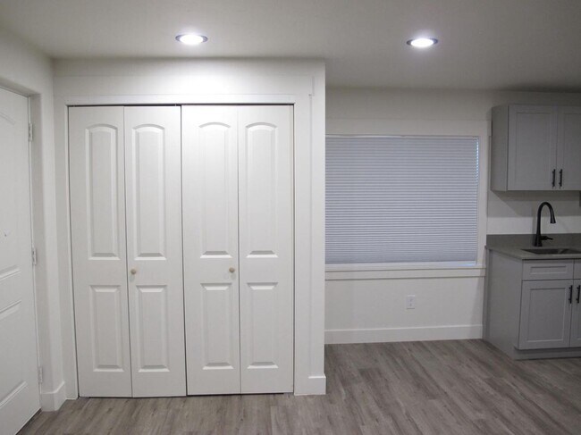 Foto del edificio - 2037 Bridle Cir
