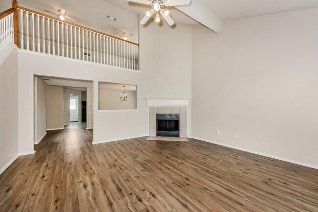Foto del edificio - 1621 Whispering Cove Trail