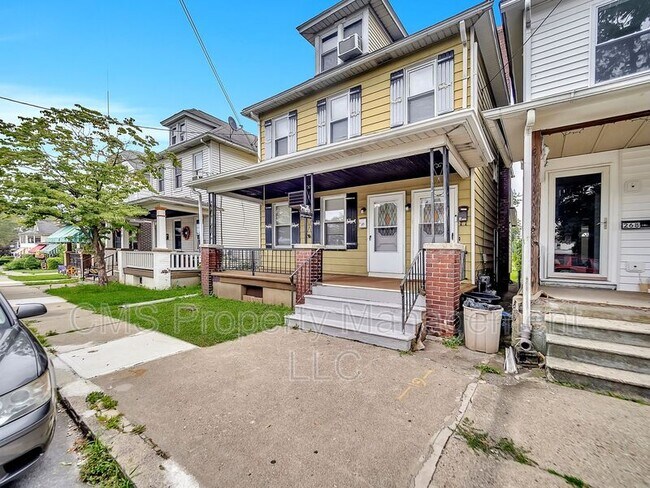 Foto del edificio - 270 Irwin St