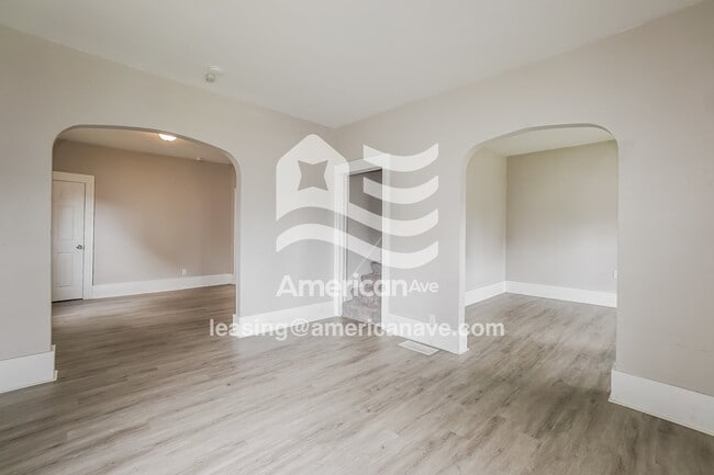 Building Photo - 4043 Vermaas Ave