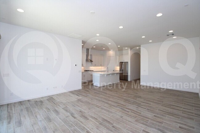 Foto del edificio - 4152 S Columbus Dr