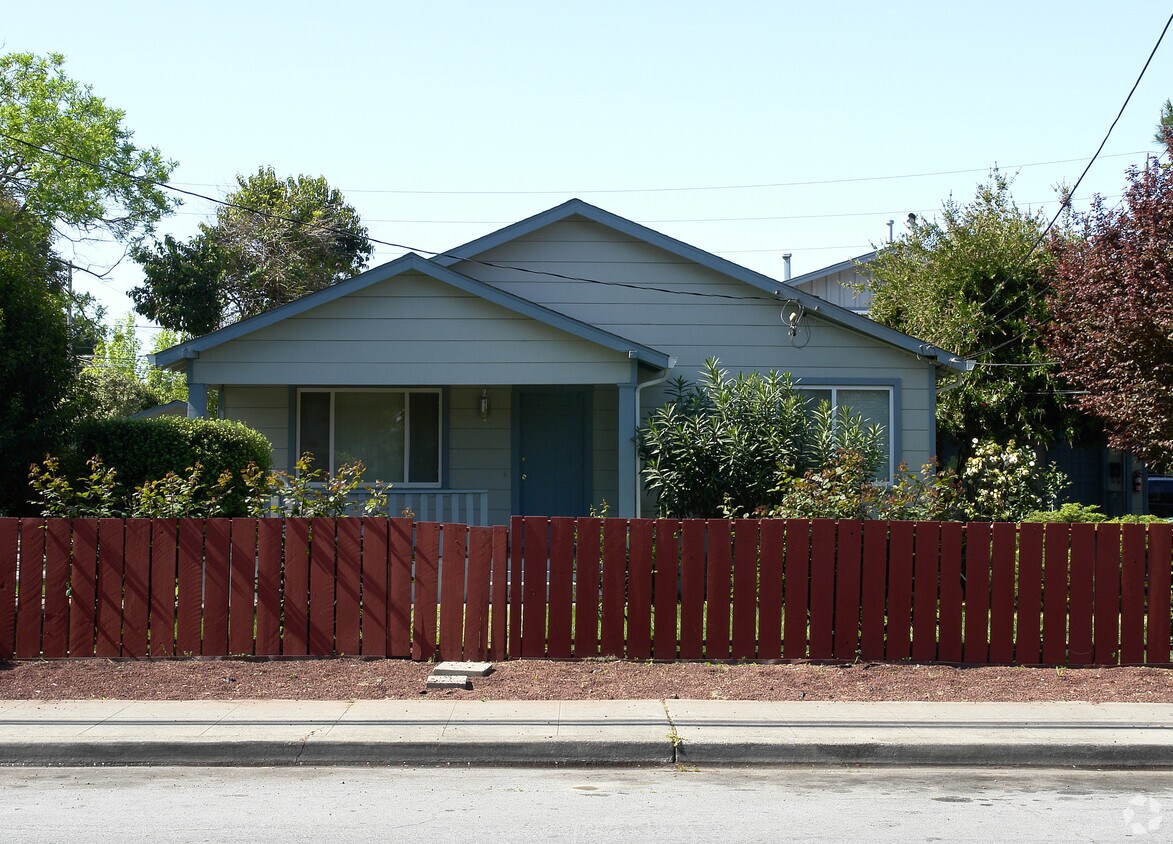 Foto del edificio - 1634 Kentfield Ave