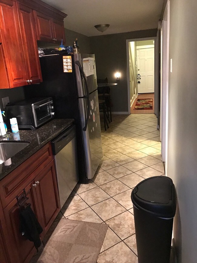 1202 Vine St, Scranton, PA 18510 Apartments Scranton, PA