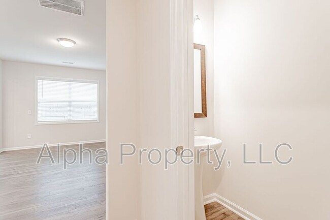 Foto del edificio - 6 Apricot Ln