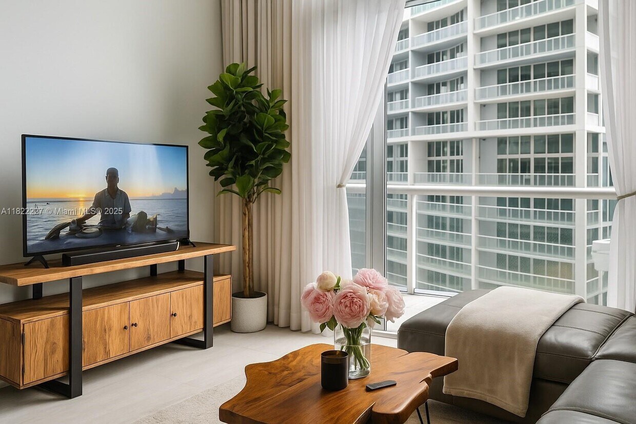 Foto principal - 475 Brickell Ave