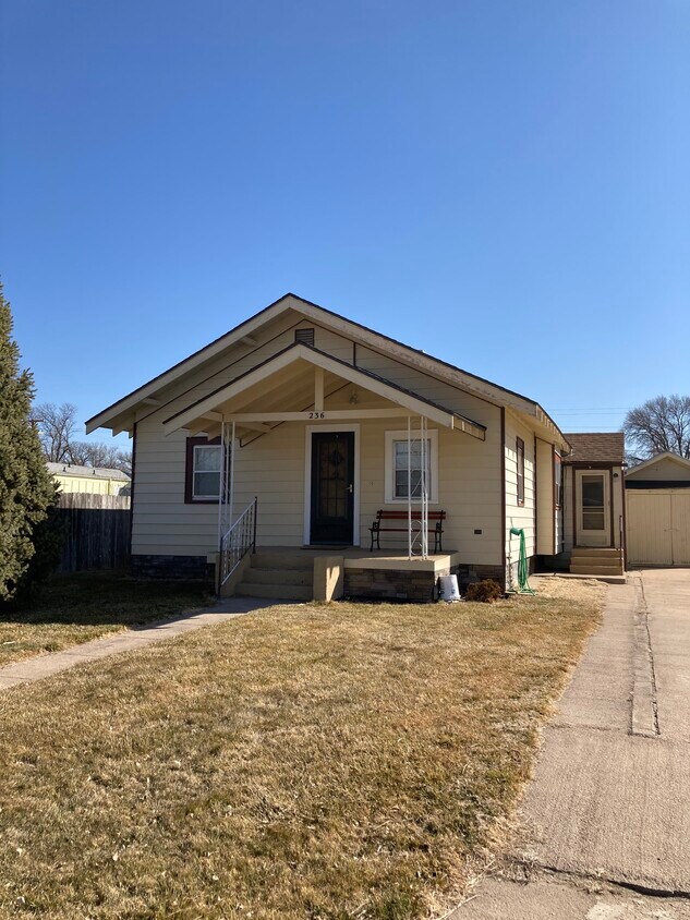 Foto principal - 236 N Wallace Ave