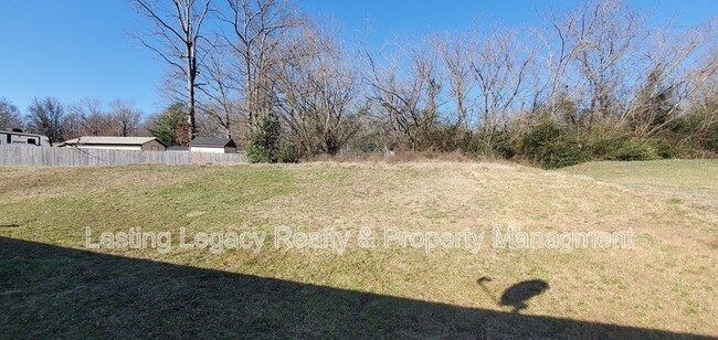 Building Photo - 4613 Mallard Creek Dr