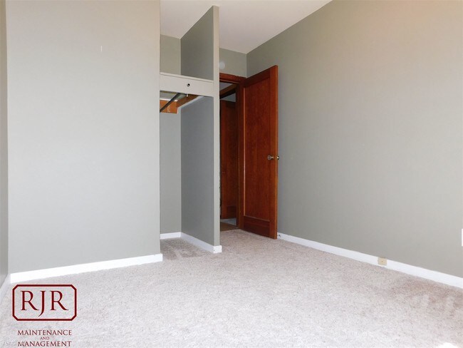 Foto del edificio - 1025 N 13th St