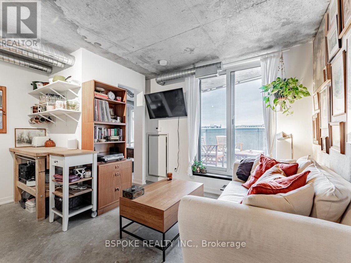 Primary Photo - 170-170 Sudbury St
