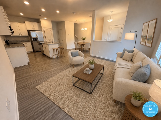 Photo - 5820 Crestlawn Ct (Winston-Salem, NC) Townhome