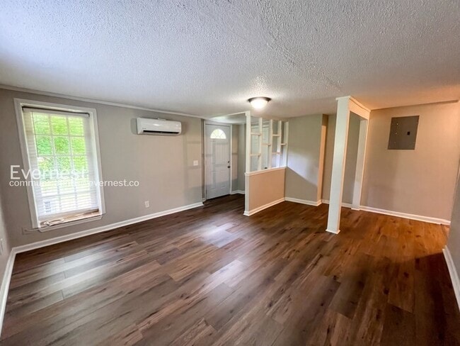 Foto del edificio - 5727 N Morgan Ln