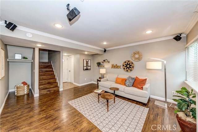 Building Photo - 5481 Villa Way