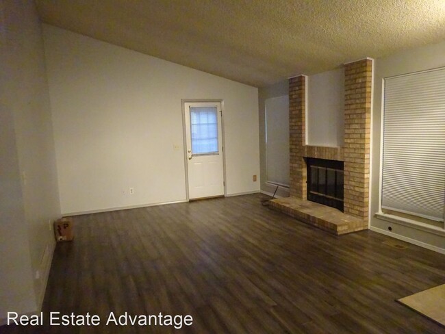 Foto del edificio - 3 br, 3 bath House - 10481 W. 83rd Place