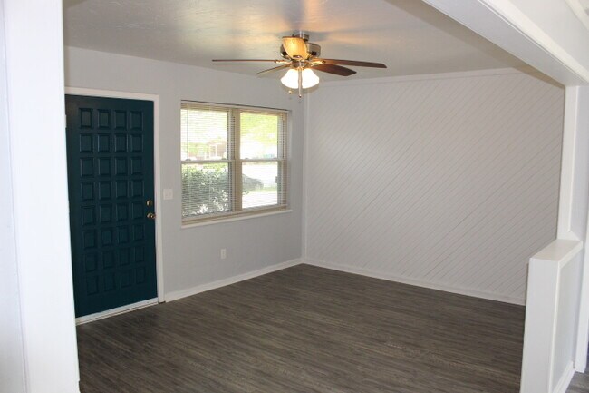 Foto del edificio - 3828 NW 29th St