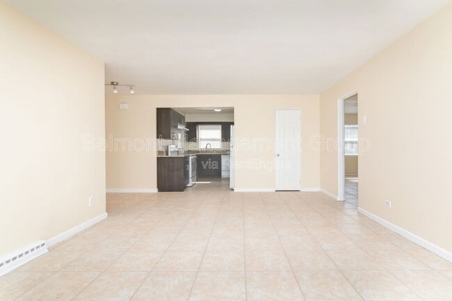 Building Photo - 96 Columbia St