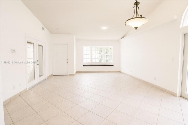 Foto del edificio - 14478 SW 139th Ave Cir W