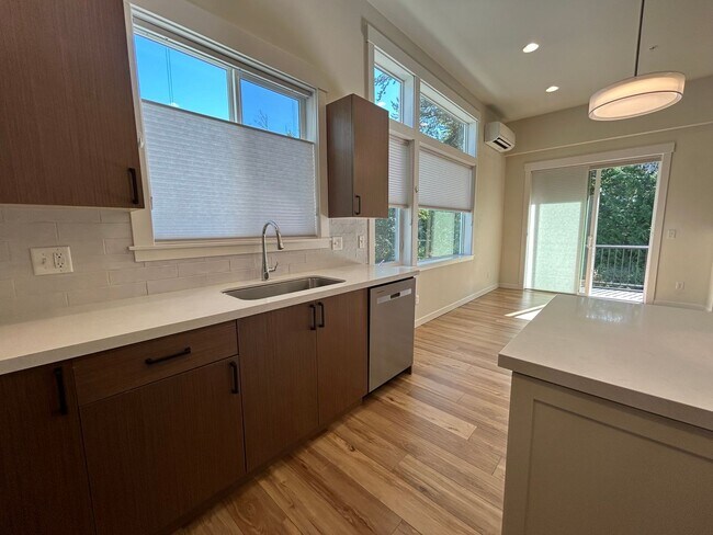 Foto del edificio - 4234 Cameo Ln