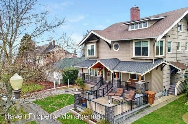 Foto del edificio - 5 br, 3 bath House - 2119 N Prospect St