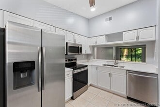 Building Photo - 3139 Millwood Terrace