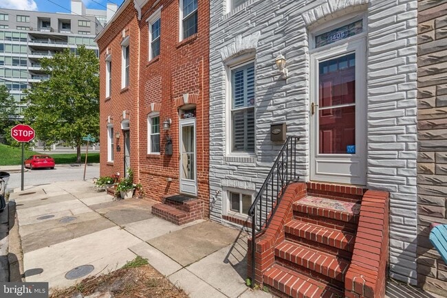 Building Photo - 1405 Reynolds St
