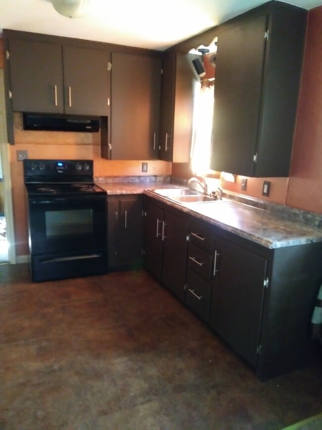 Lots of Cabinets. - 13100 Holiday Rd