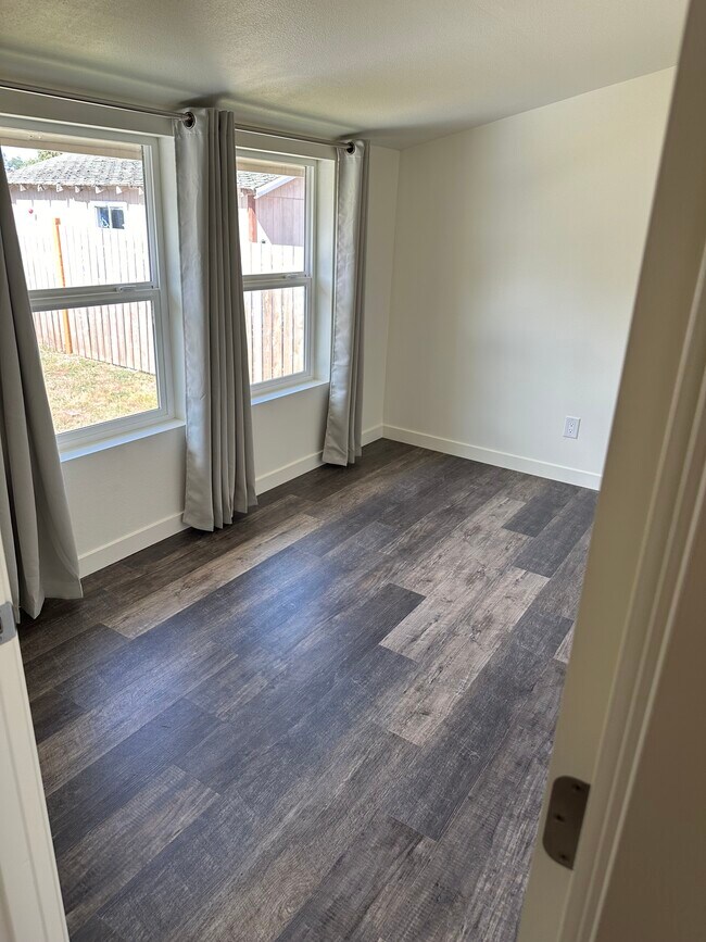 Bedroom 2 - 824 8th St