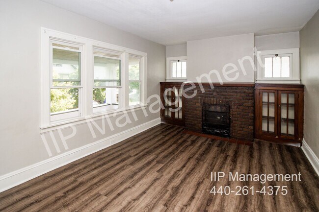 Foto del edificio - 3204 W 92nd St