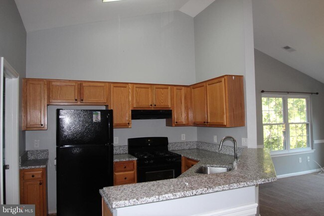 Foto del edificio - 219C Fernwood Pl