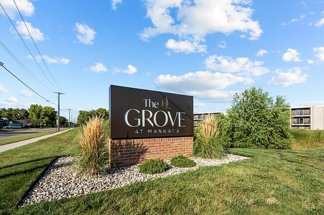 The Grove at Mankato