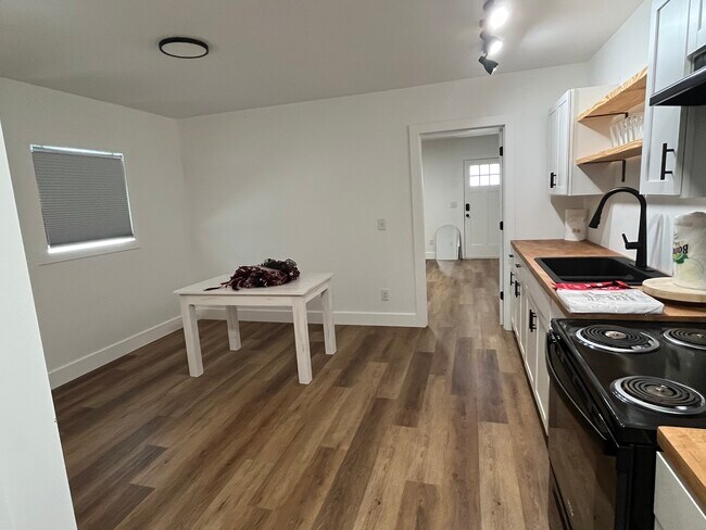 Foto del edificio - 331 N Wayne St