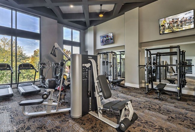 Building Photo - 4670 Amesbury Dr