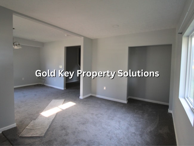Building Photo - Beautifully Updated 3 BR 2 BA House in Alexandria (NO SECTION 8)