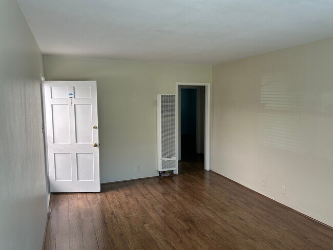 Foto del edificio - 4115 E Ocean Blvd