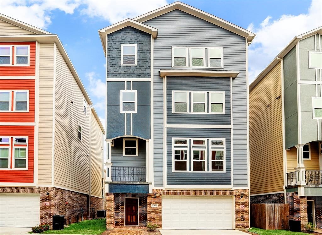 2115 Oatfield Dr, Houston, TX 77018 House for Rent in Houston, TX