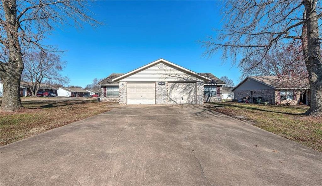 Foto principal - 4520 W Franciscan Trail