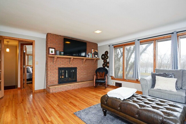 Foto del edificio - Beautiful 3 Bed 1 Bath Home in Desired Loc...